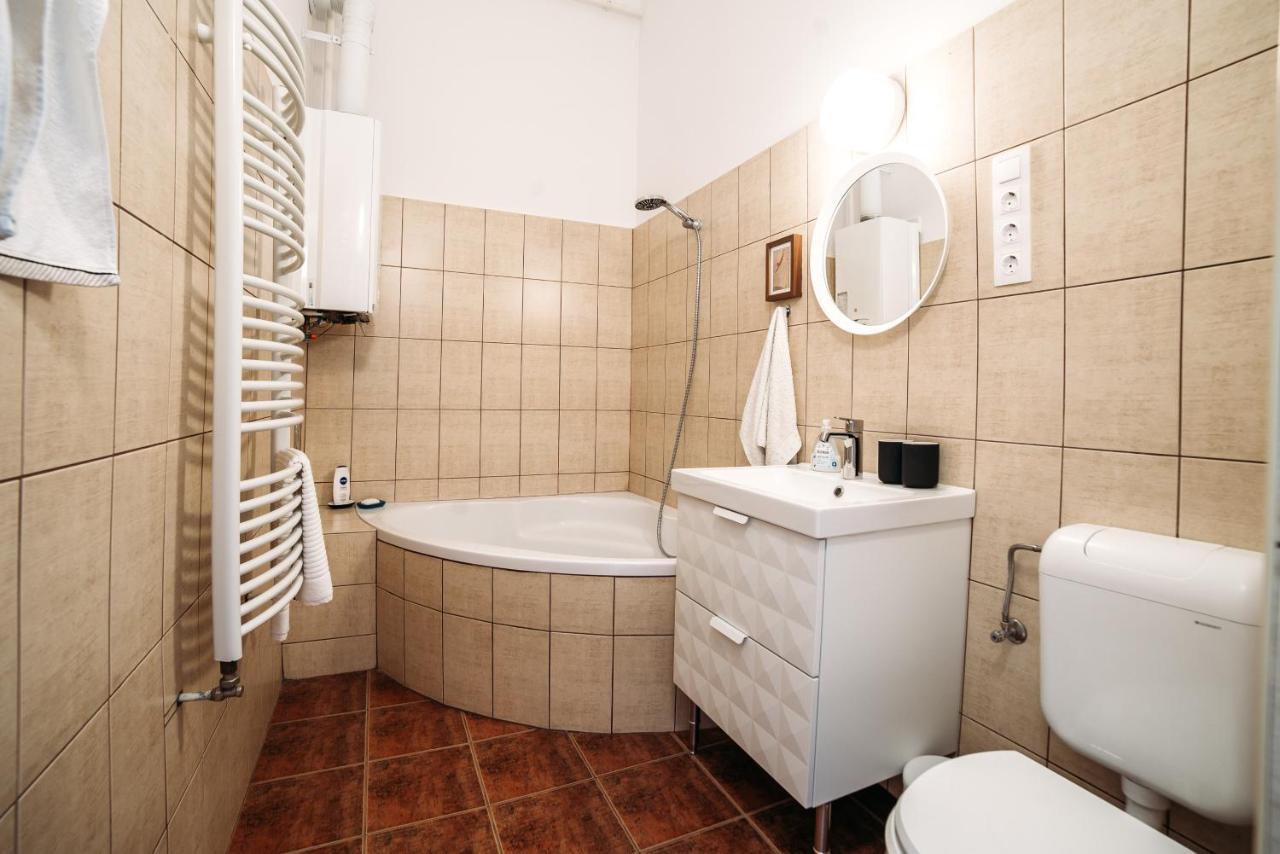 Spacious Near Liget