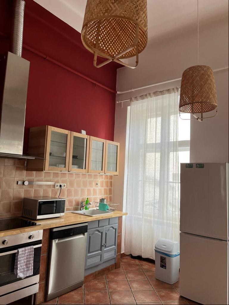 Spacious Near Liget *